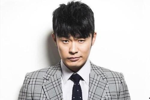 娱乐圈吃瓜爆料陈赫视频,娱乐圈吃瓜爆料背后的真相揭秘